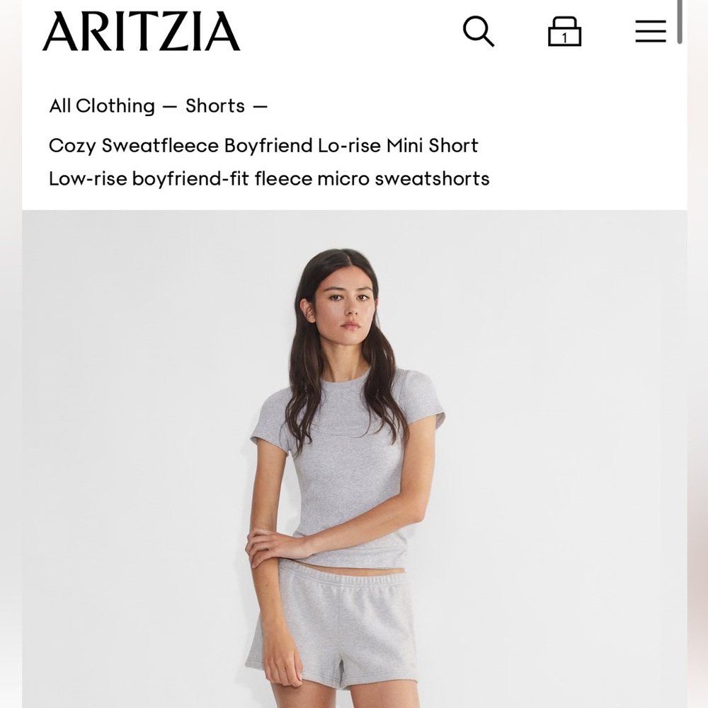 NWT Aritzia Cozy Sweatfleece Boyfriend Lo-rise Mini Short Day Flower